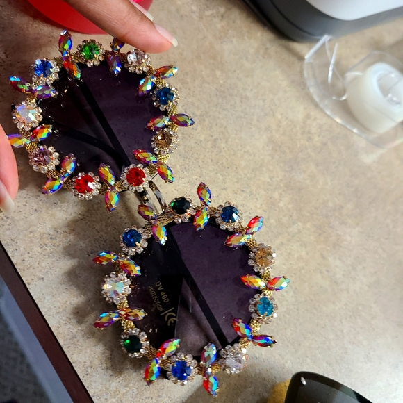 Accessories - Diva Bombshell Shades